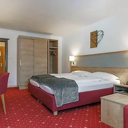 Kirchenwirt Hotel 3*