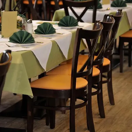 Kirchenwirt فندق